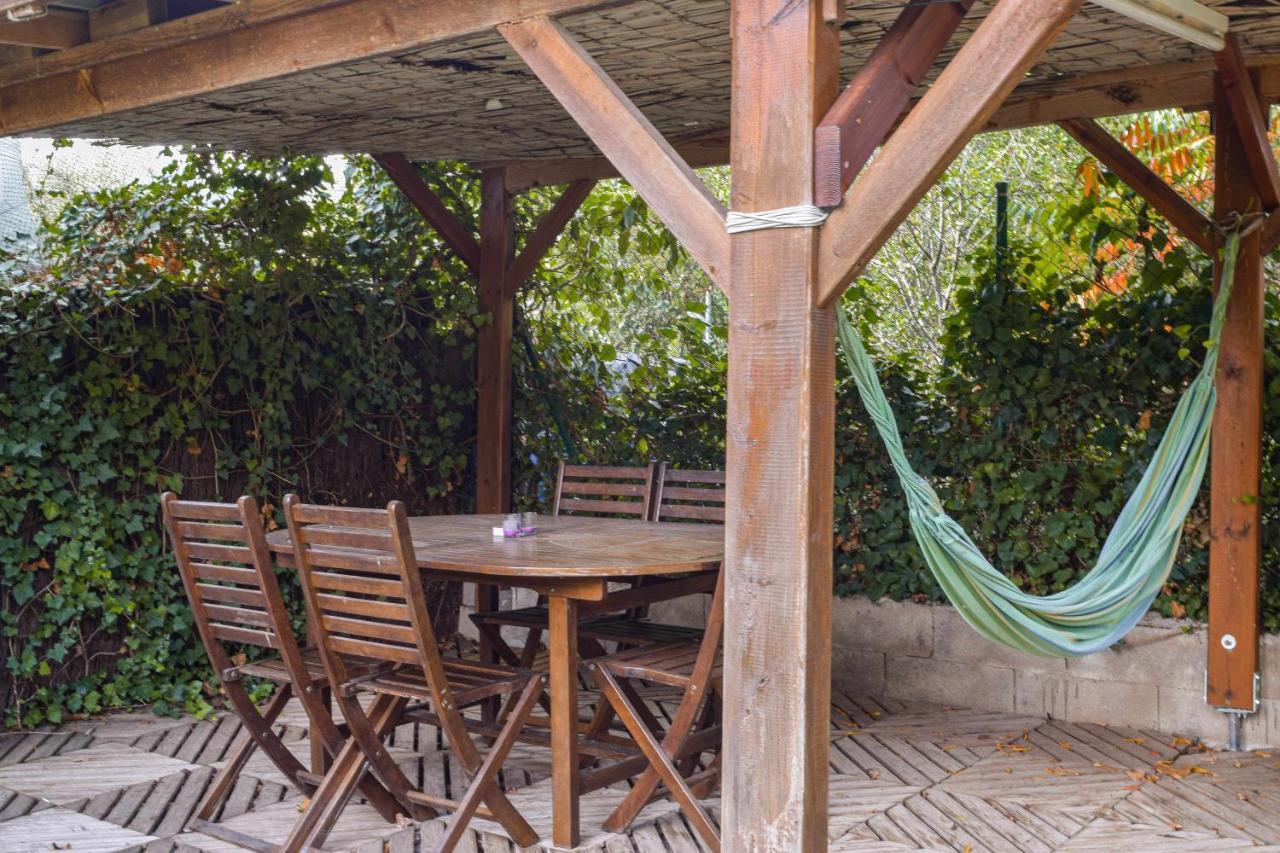 Can Camps Besalu Casa Planta Baja Con Jardin Εξωτερικό φωτογραφία
